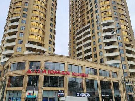 4 otaqlı yeni tikili - Nizami m. - 200 m²