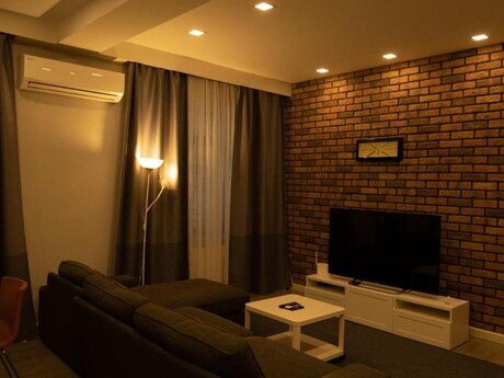 2 otaqlı köhnə tikili - İçəri Şəhər m. - 84 m²