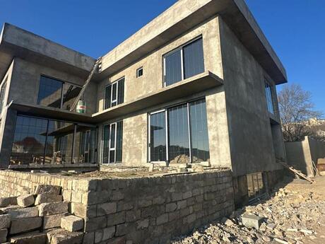6 otaqlı həyət evi/bağ evi - Xətai r. - 650 m²