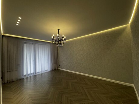 Объявление №5726500 - Баку, пос. Бакиханова, 3-комн., 100 м², 2/5 этаж