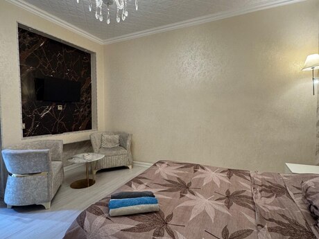 1 otaqlı köhnə tikili - Sahil m. - 35 m²