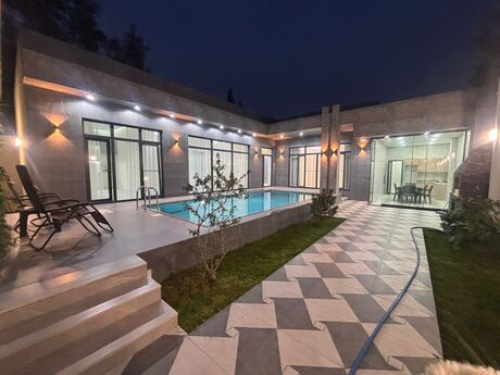 4 otaqlı həyət evi/bağ evi - Şüvəlan q. - 150 m²