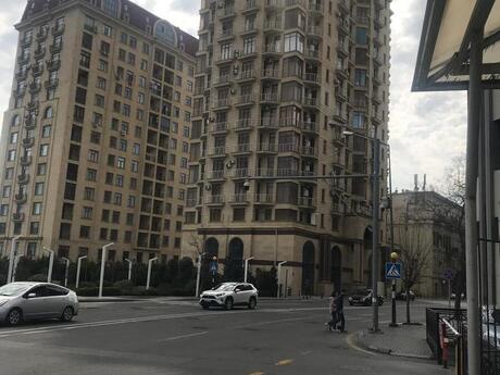 4 otaqlı yeni tikili - 28 May m. - 200 m²