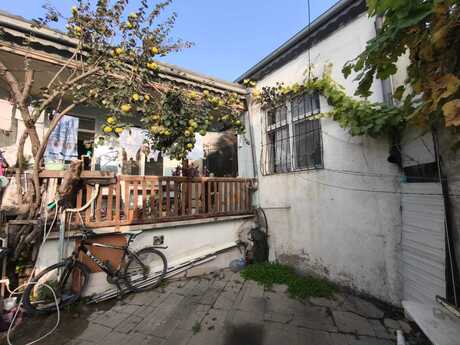 3 otaqlı həyət evi/bağ evi - Nizami r. - 70 m²