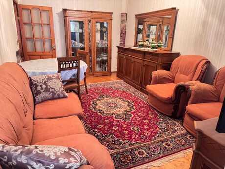 Elan №5727604 - Bakı, Azadlıq Prospekti m., 3 otaqlı, 75 m², 3/5 mərtəbə