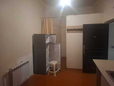 2 otaqlı həyət evi/bağ evi - Bayıl q. - 50 m²