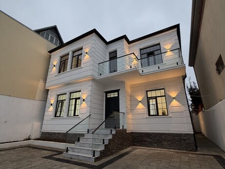 Объявление №5727851 - Баку, пос. Бакиханова, 5-комн., 200 м²