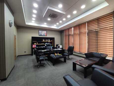 Elan №5727909 - Bakı, 28 May m., 4 otaqlı, 200 m²