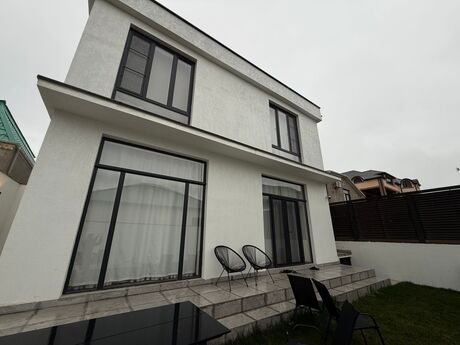 5-комн. дом/дача - пос. Бадамдар - 240 м²