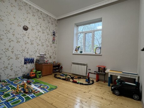 House with Garden, Villa For Sale