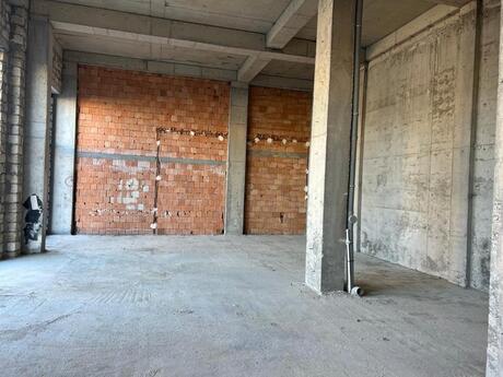Obyekt - Ağ şəhər q. - 156 m²