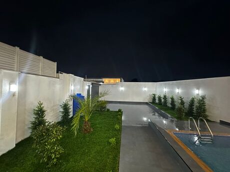 4 otaqlı həyət evi/bağ evi - Şüvəlan q. - 150 m²