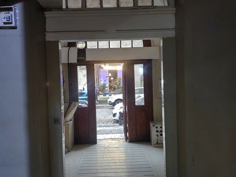 4 otaqlı köhnə tikili - Sahil m. - 170 m²