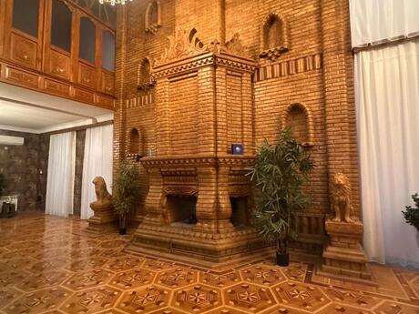 8 otaqlı həyət evi/bağ evi - Badamdar q. - 700 m²