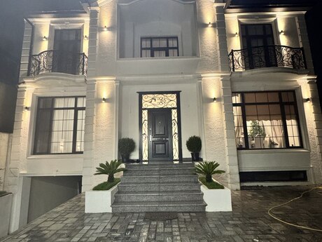 5 otaqlı həyət evi/bağ evi - Badamdar q. - 450 m²