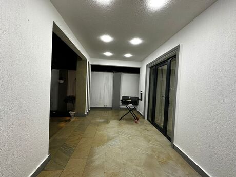4 otaqlı həyət evi/bağ evi - Şüvəlan q. - 165 m²