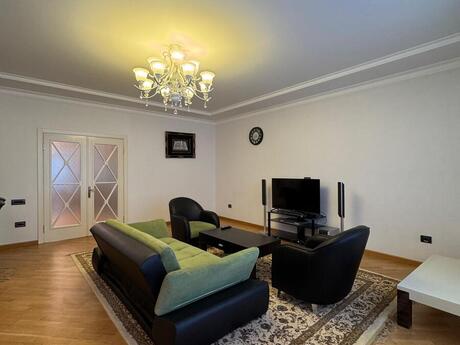3 otaqlı yeni tikili - Nizami m. - 175 m²