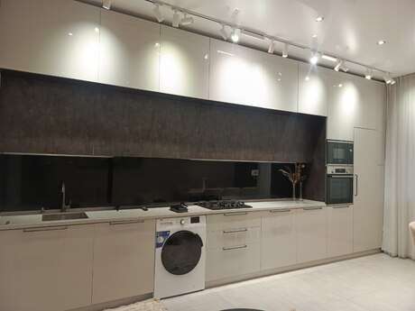 2 otaqlı yeni tikili - 8 Noyabr m. - 60 m²
