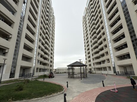 3-комн. новостройка - пос. Ази Асланова - 220 м²