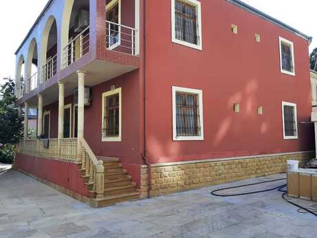 8 otaqlı həyət evi/bağ evi - Nəsimi m. - 250 m²