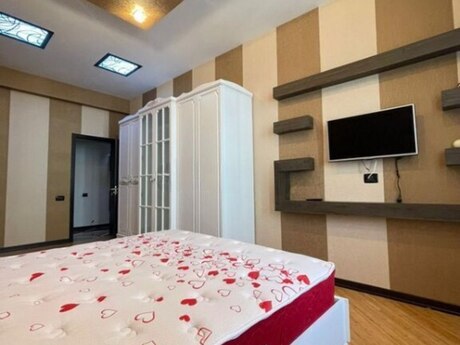 3 otaqlı mənzil, 120 m², 28 May: 340 000 ₼ 2