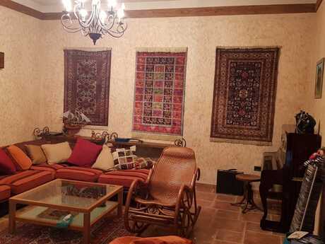8 otaqlı həyət evi/bağ evi - Badamdar q. - 550 m²