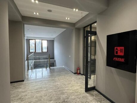 Elan №5730330 - Bakı, Azadlıq Prospekti m., 7 otaqlı, 255 m²