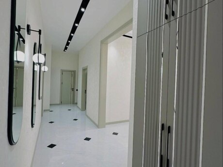 4 otaqlı həyət evi/bağ evi - Mərdəkan q. - 180 m²