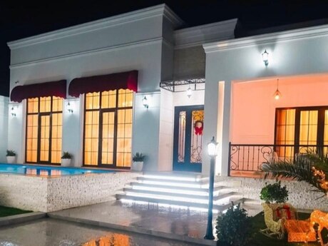 4 otaqlı həyət evi/bağ evi - Mərdəkan q. - 180 m²