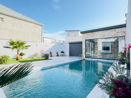 5 otaqlı həyət evi/bağ evi - Mərdəkan q. - 250 m²