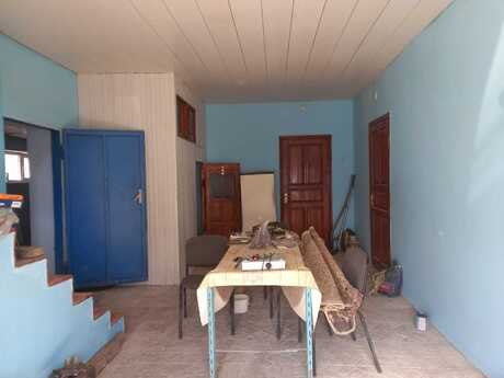 7 otaqlı həyət evi/bağ evi - Binə q. - 240 m²