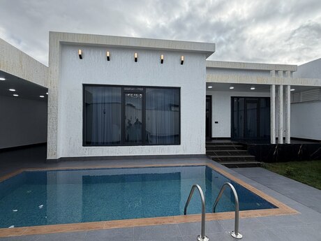 4 otaqlı həyət evi/bağ evi - Şüvəlan q. - 170 m²