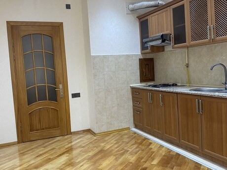 3-комн. новостройка - м. Ази Асланов - 124 м²