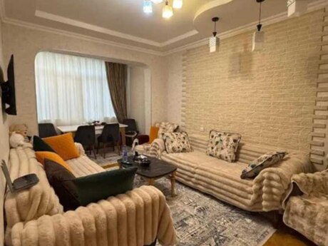 Elan №5731389 - Bakı, Memar Əcəmi m., 2 otaqlı, 55 m², 3/5 mərtəbə