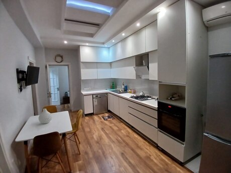 3 otaqlı yeni tikili - Nəsimi r. - 100 m²