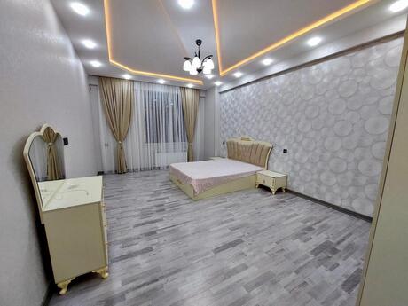 3-комн. новостройка - пос. Бакиханова - 120 м²