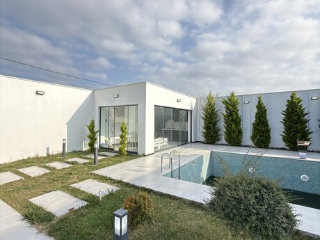 4 otaqlı həyət evi/bağ evi - Mərdəkan q. - 220 m²