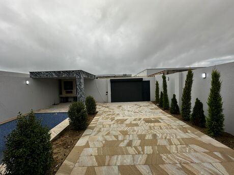 4 otaqlı həyət evi/bağ evi - Şüvəlan q. - 140 m²