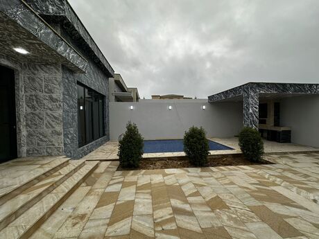 4 otaqlı həyət evi/bağ evi - Şüvəlan q. - 140 m²