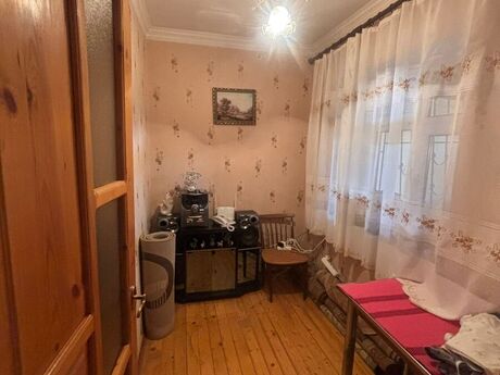 5 otaqlı həyət evi/bağ evi - Suraxanı q. - 101 m²