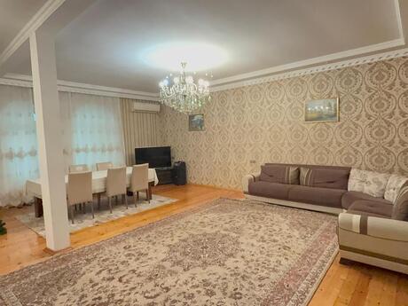 5 otaqlı həyət evi/bağ evi - Qara Qarayev m. - 240 m²