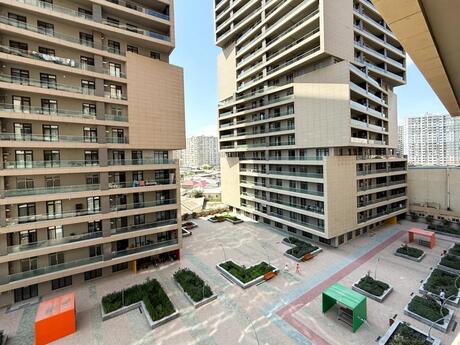 4 otaqlı yeni tikili - 8 Noyabr m. - 178 m²