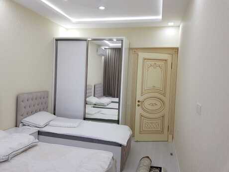 3 otaqlı yeni tikili - 8 Noyabr m. - 148 m²