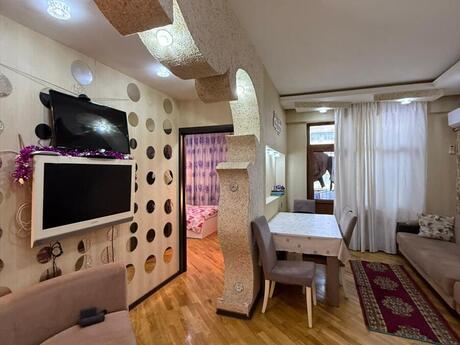 Объявление №5734057 - Баку, пос. Ени Ясамал, 2-комн., 68 м², 10/12 этаж