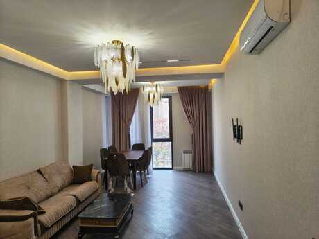2-room apartment for rent, 90 m², Nizami City: 1 200 ₼/mo 3