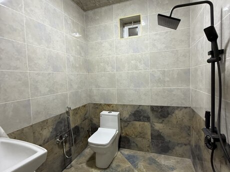 4 otaqlı həyət evi/bağ evi - Maştağa q. - 100 m²