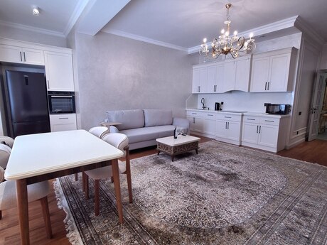 Kirayə 2 otaqlı mənzil, 90 m², Sahil: 1 696 ₼/ay 3