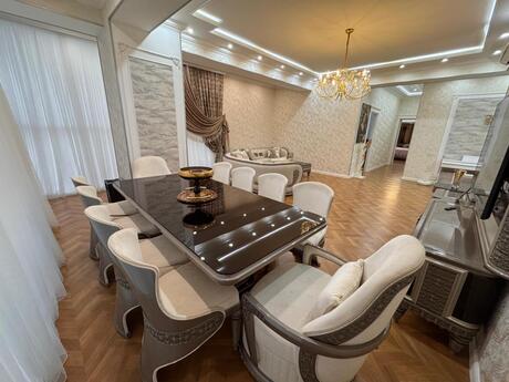 4 otaqlı yeni tikili - Şah İsmayıl Xətai m. - 205 m²