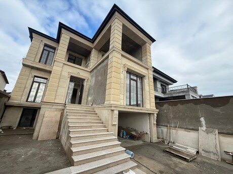 5 otaqlı həyət evi/bağ evi - Badamdar q. - 450 m²