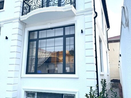 5 otaqlı həyət evi/bağ evi - Badamdar q. - 460 m²